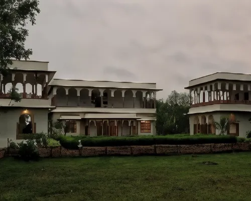 Shahpura Abhaneri Resort Hotels in Dausa