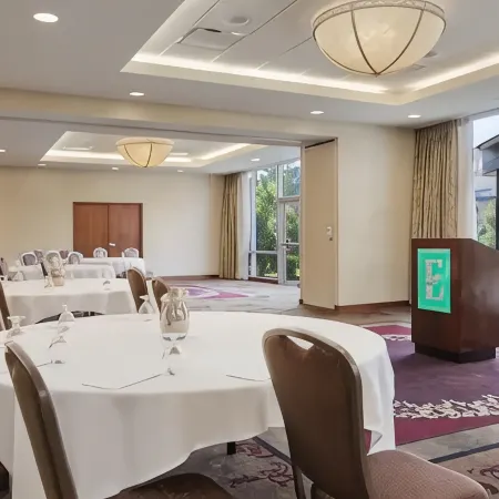 Embassy Suites by Hilton Buffalo
