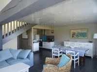 Maison vue mer côte sauvage pointe de la Torche Hotels in Penmarch