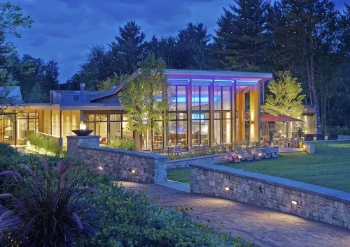A Topnotch Stowe Experience - Stowe Condo with Free Resort Pool & Hot Tub