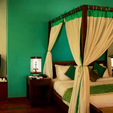 Old Lighthouse Bristow Hotel , Fort Kochi