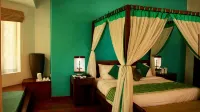 Old Lighthouse Bristow Hotel , Fort Kochi - en bord de mer