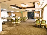 Hotel Crown Hills Matsuyama - 2-Star