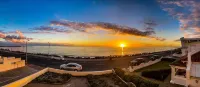 2BR entire apartment beach front 5/22 - New
