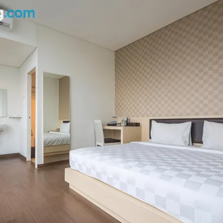 Hotel 88 Grogol Jakarta by WH