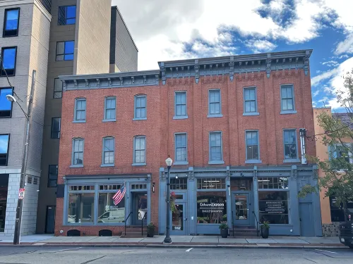 Luxury Lancaster Downtown Condo - 3 blocks from Central Market!