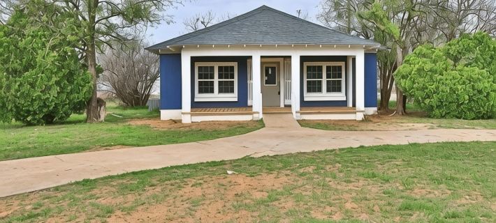3-Bedroom Vacation Home Near Hardin Simmons University Hotels in Abilene