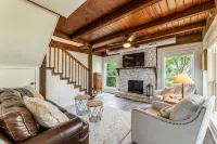Charming 2-bedrm home in the heart of Liberty Hill - 4-Star