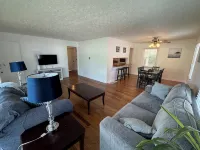 The Salon- 3 miles from WEC - Wifi