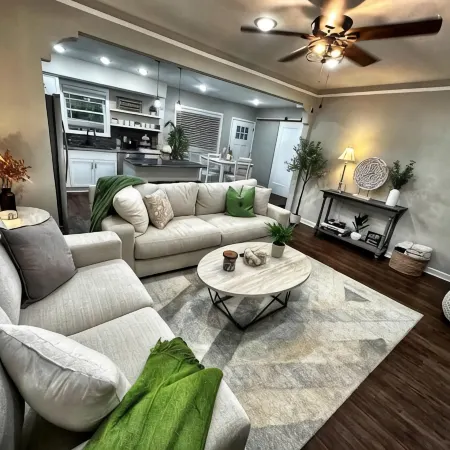 Stunning Home in Quiet Neighborhood Near Ft. Benning