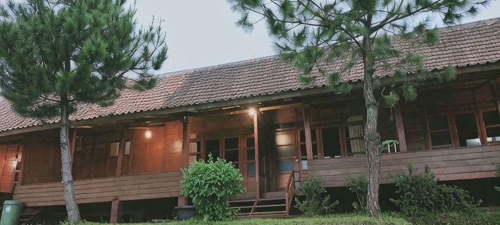 Villa Marindu and Glamping Hotels in Ciater