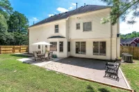 Relaxing House Close Six Fiag/ 21 Miles to Airport - Homestays
