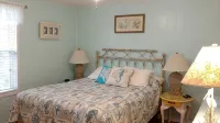 Oceanside, 5 min walk to Beach, Comfy & Clean, Quiet Neighborhood!!! - balcony