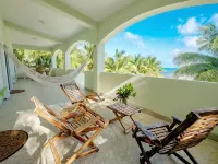 Luxury home with plunge pool, pier and 360 rooftop view just 4 miles south. - homestay
