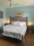 Walk to Waterfront Dining, Shops, Wine Bar. 2 Miles from I-95. No Pet Fee! - 3-Star