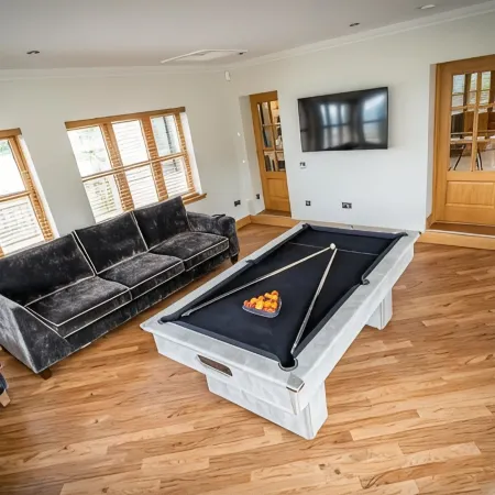 The Hoose at the Vu