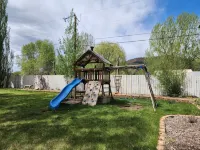 Beautiful 5 bedroom home w/ access to hot tub/pool 25 mins to Glenwood or Vail! - 5-Star