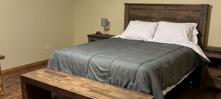 Cozy 3 story Log Cabin with space for the entire family and an amazing view Hotels in Jackson County