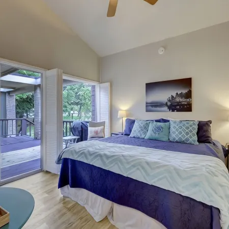 Incredible Waterfront! Relaxing!- Swim & Fish, Pool Access