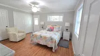 Charming & Cozy 3Bdr 2b Home in Heart of Swansboro Perfect for a Relaxing Stay! - 3 tähden