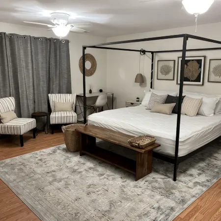 Pure Salt Villa. Lux. Pet Friendly. 3BR 3BA. Sleeps 11.
