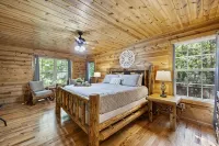 Cozy Cabin Near Helen + Hot Tub + Fire Pit + Game Room + More - con encanto