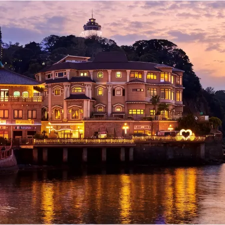 Enoshima Hotel Отели рядом с достопримечательностью «Святилище Эносима»