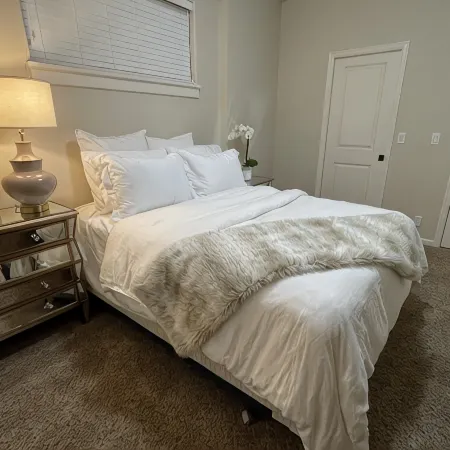 Cheerful 2 Bedroom Home in Eugene