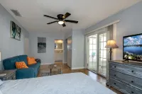 Cozy, Close to downtown Lake View home. - Bungalows