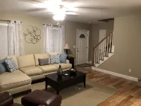 Immaculate Cape Cod Family Retreat- minutes from Ponds, Lakes, and Ocean! - 3つ星