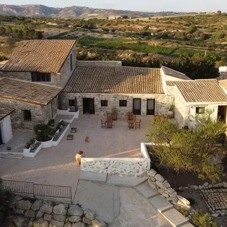 Borgo Delle Pietre