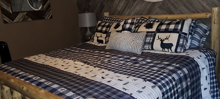 Clean Ski in Ski Out Condo Located at Seasons on Mt. Snow. Hotels in Dover