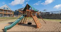 July 4 Sale! Lake, Pickleball, 2 Pools/HotTub/Firepit, Shuffleboard/Arcade - 4-Sterne