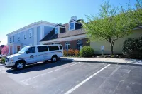 Best Western Adams Inn Quincy-Boston - Bãi đậu xe