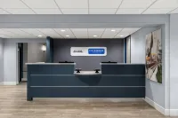 City Express By Marriott Redmond Airport - 3-Star