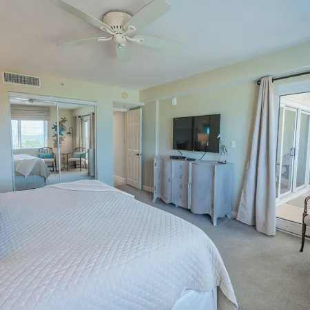 Relaxing Gulf Front Oasis, unit 332