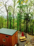 Moonshine Cabin Tucked Away on the Mountain,Great Location with Wellness Area! - balcony