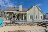 Tranquil Getaway Minutes from Auburn including Pool & backyard Waterfall Oasis - Butik