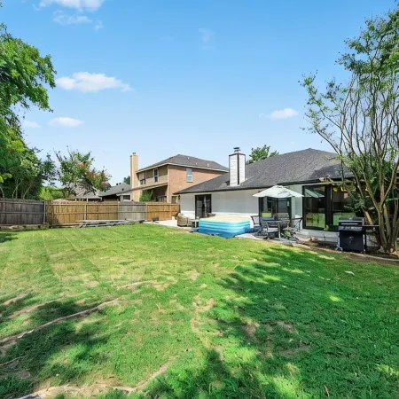 Cozy 3-bedroom house in welcoming Arlington with WiFi, AC