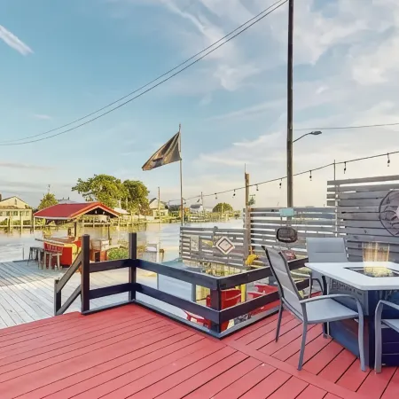 Oceanview Riverfront retreat w/ hot tub and private dock! - 10 min from DE Turf Hotels in Bowers
