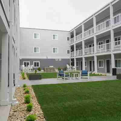 Stayapt Suites San Antonio-Lackland Hotel Exterior