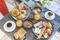 Arethousa Hotel - breakfast
