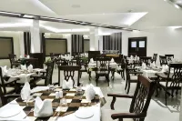 Rydges Inn - 4-Star