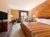 Travelodge by Wyndham North Bay - parking