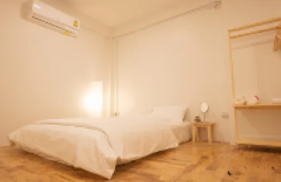 佩特拉精品廊曼酒店 鄰近廊曼火車站的酒店