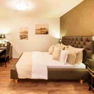 Business Hotel First Rooms