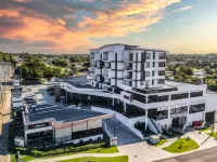 Inspire Boutique Apartments Отели в г. 