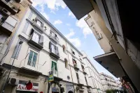 Mediterranean Rooms Hotels near Stadio Romeo Menti