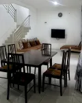 Villa Green Hill Sibolangit OniOmo 4Br Hotels in Martelu