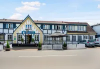 Hotel Menstrup Kro Hotels near Borreby Mose